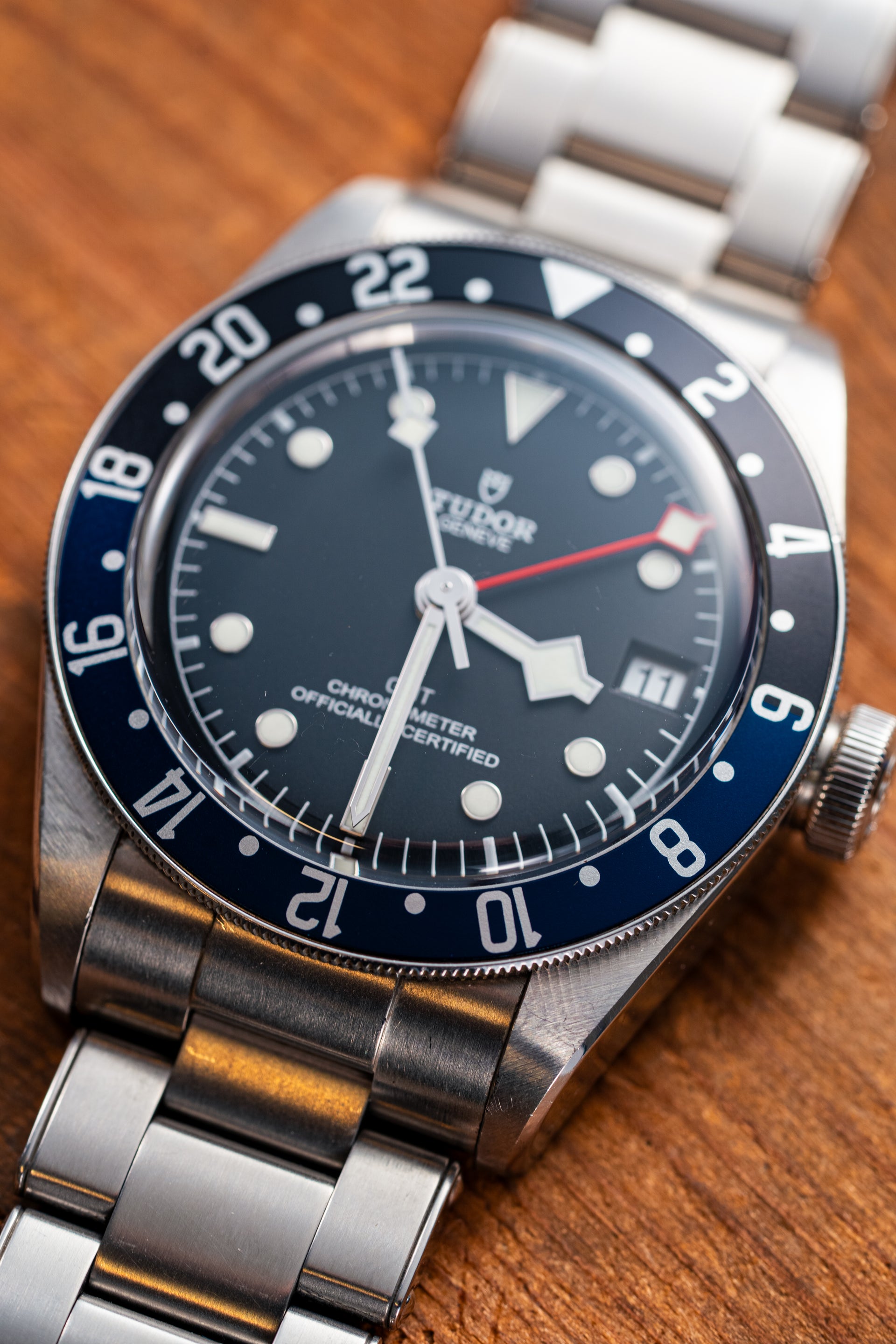"Dark Tide" Black & Blue Precision GMT Bezel