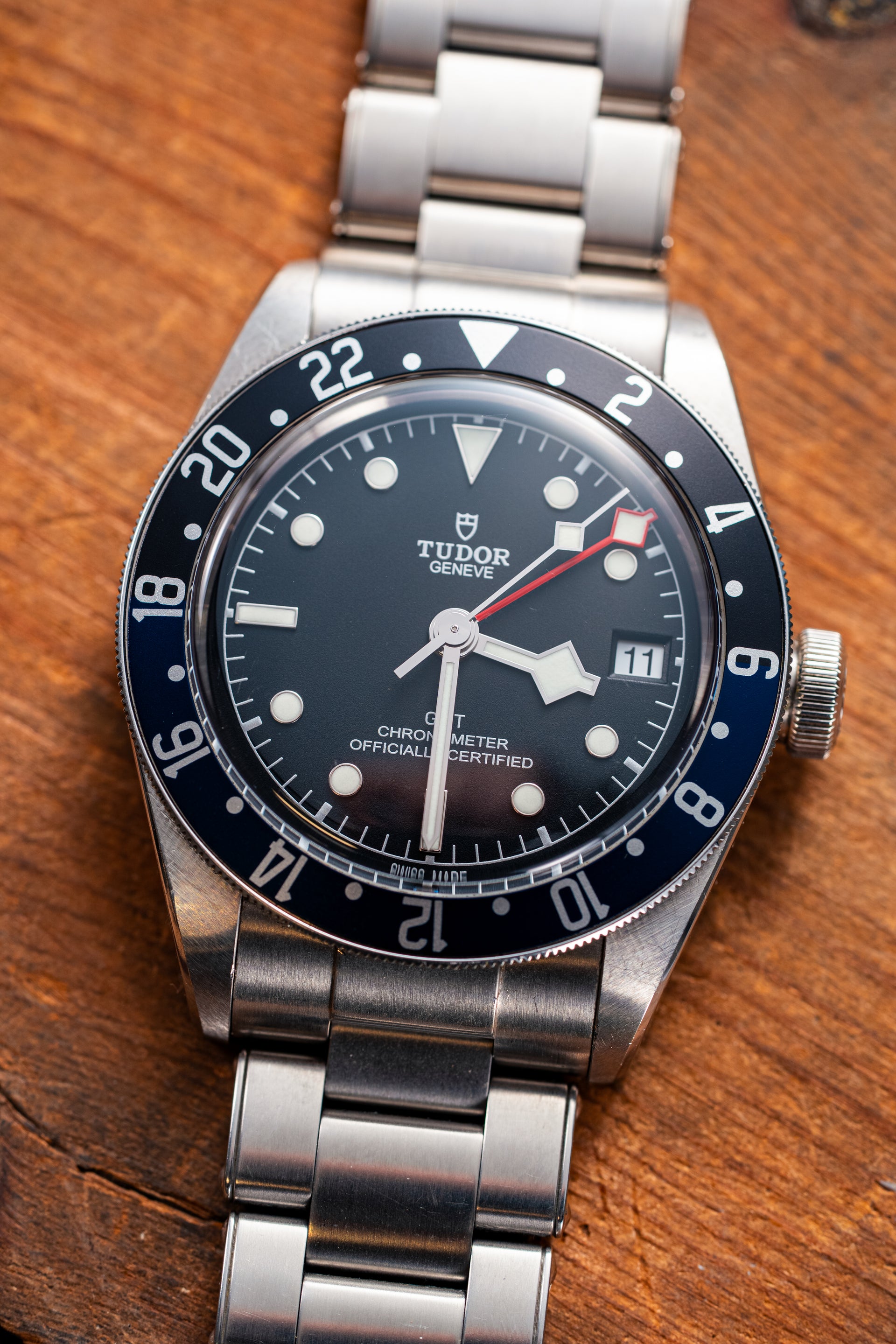 "Dark Tide" Black & Blue Precision GMT Bezel