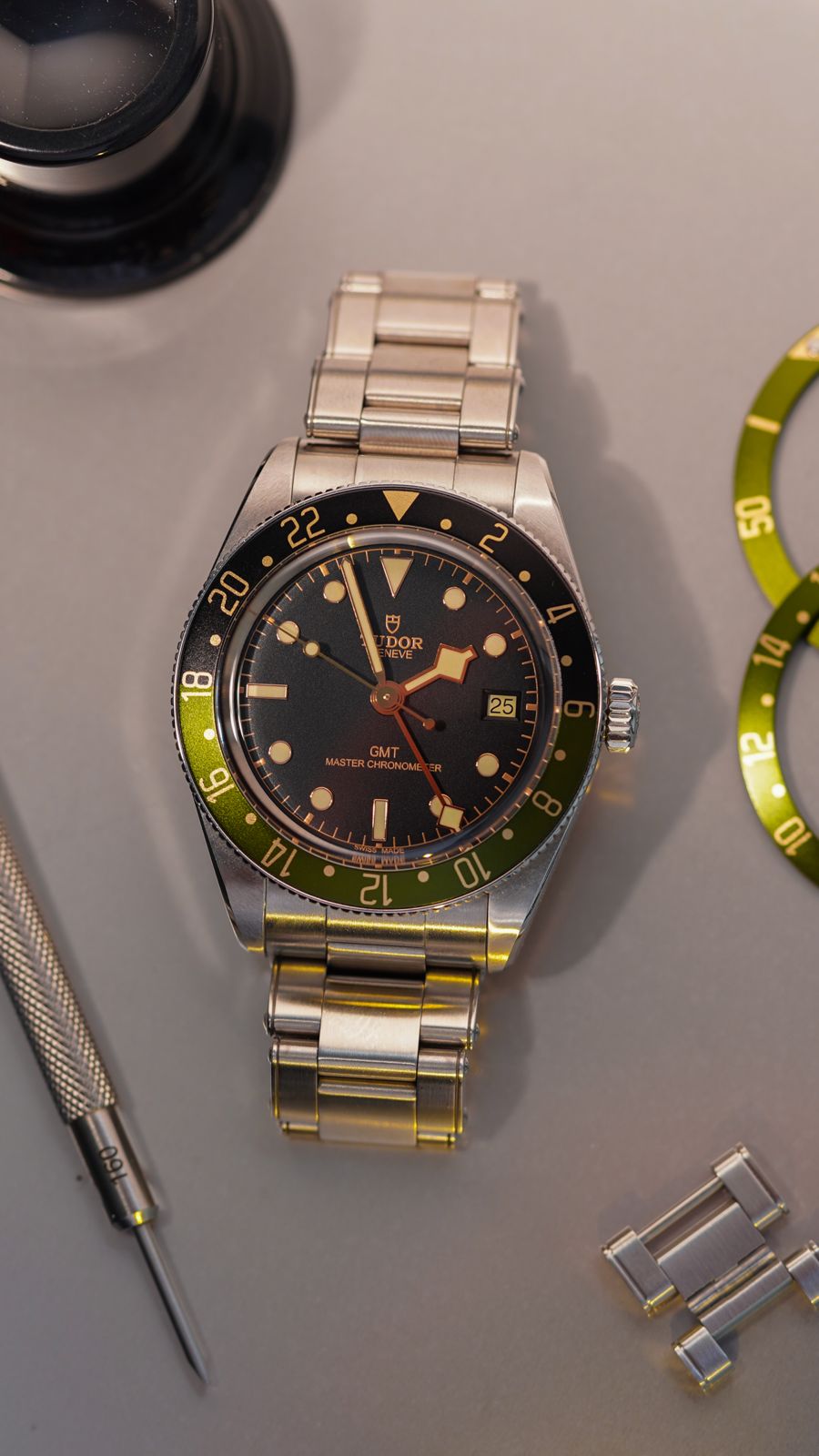 Steel Reef “Deep Forest” Gilded Precision GMT Bezel